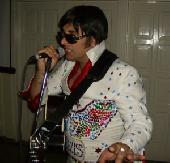 Elvis él!!! Elvis él!!!